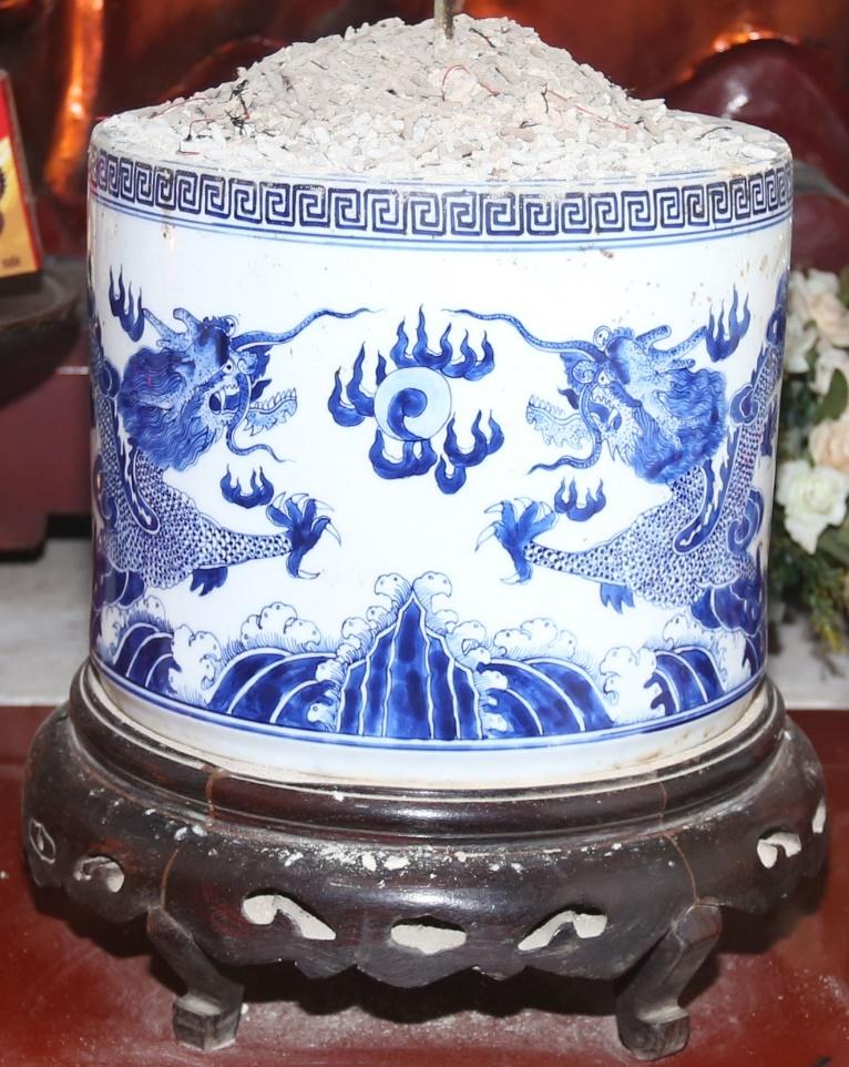 CĐP.103 - Bát hương