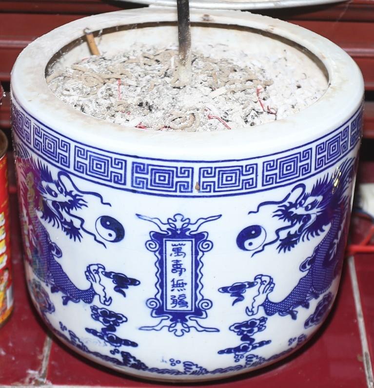 CĐK.133 - Bát hương