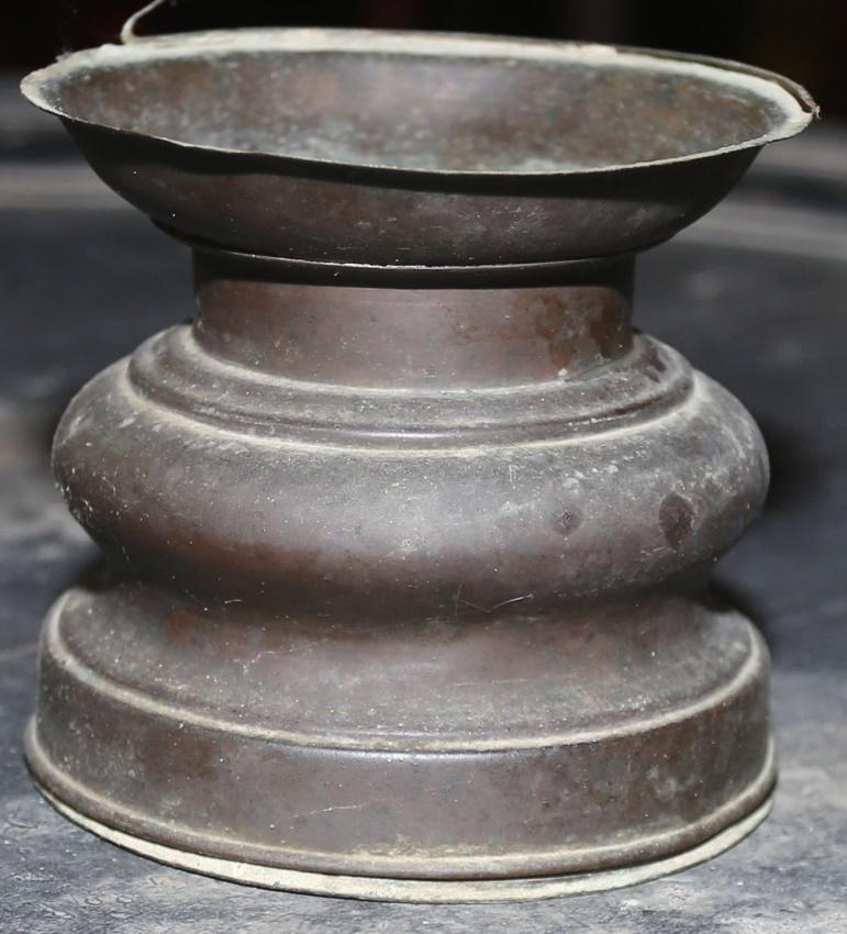 DĐK.045 - Đài rượu