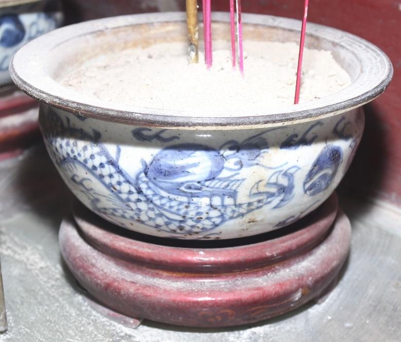 ĐS.007 - Bát hương