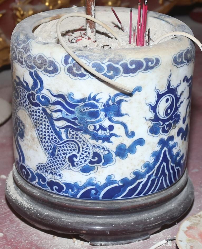 ĐS.101 - Bát hương