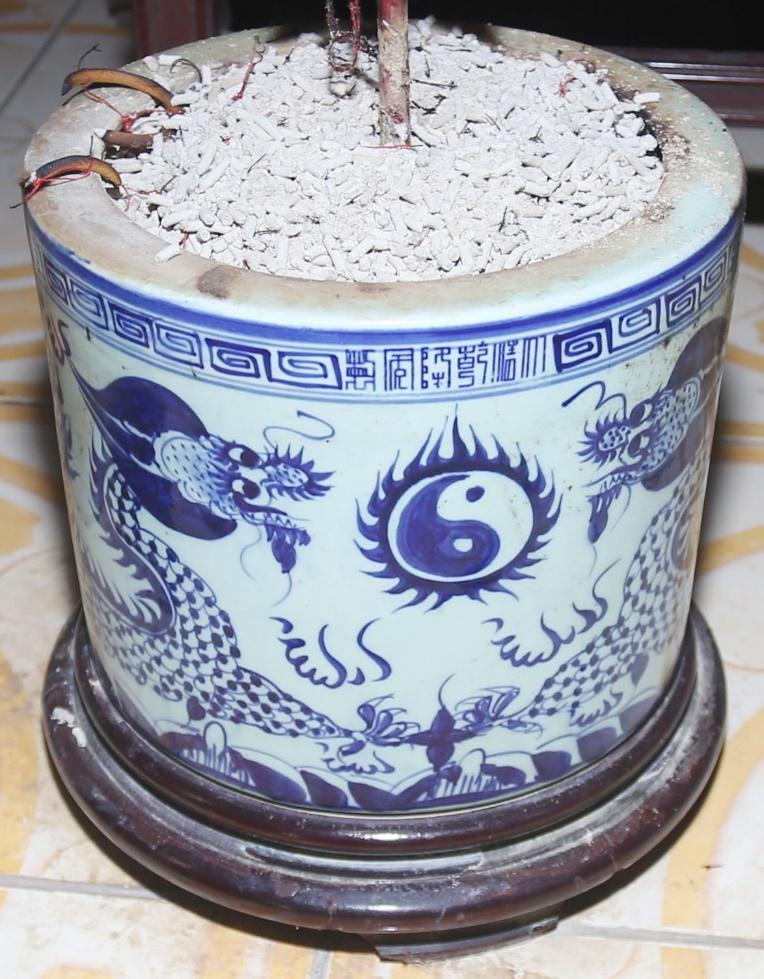 CHG.065 - Bát hương