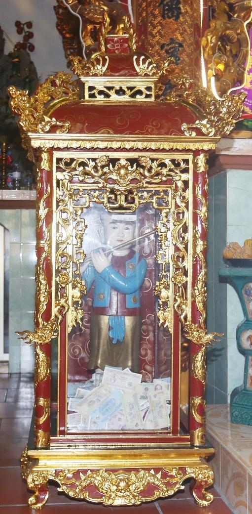 CHG.029 - Tượng Cậu