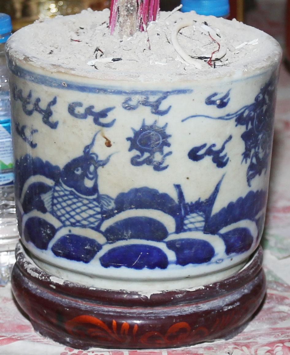 ĐVH.095 - Bát hương