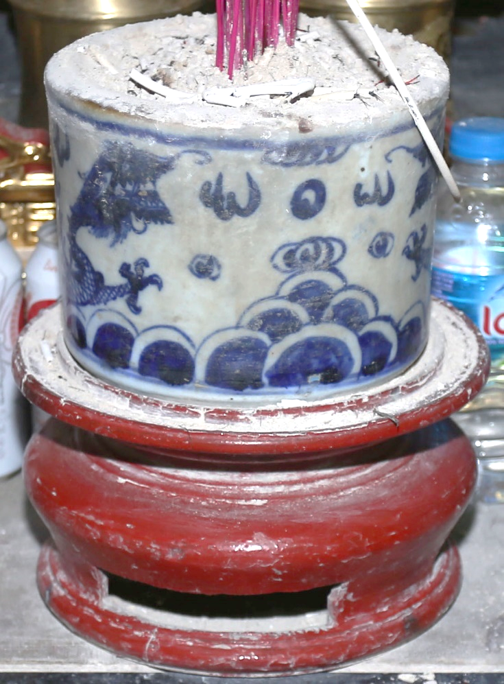 ĐVH.106 - Bát hương