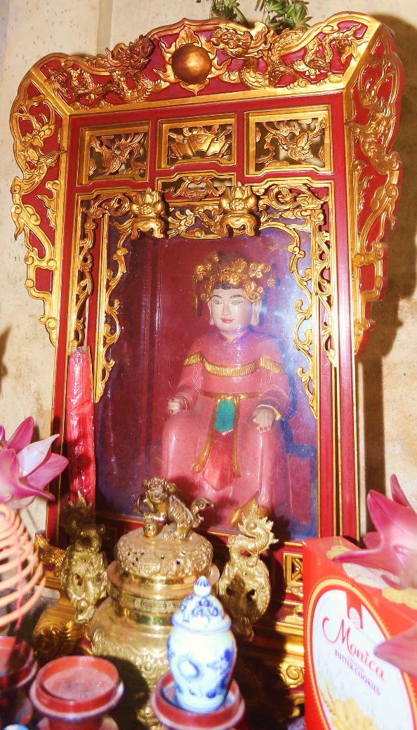 ĐVH.177 - Tượng Cô Chín