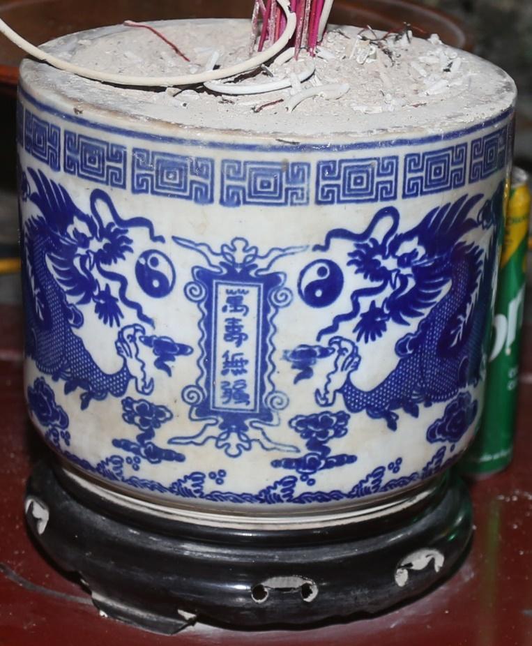 ĐVH.215 - Bát hương