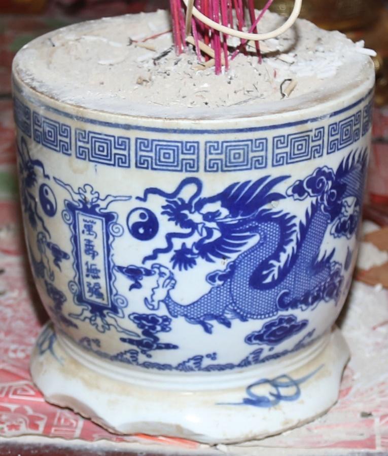 ĐVH.184 - Bát hương