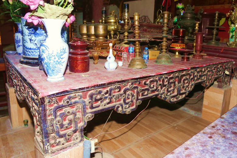 ĐVX.040 - Sập thờ