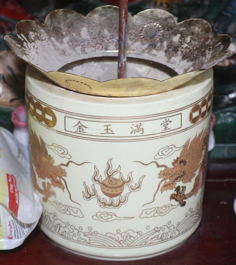 CNT.013 - Bát hương