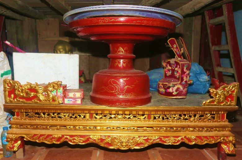 MVP.015 - Sập thờ